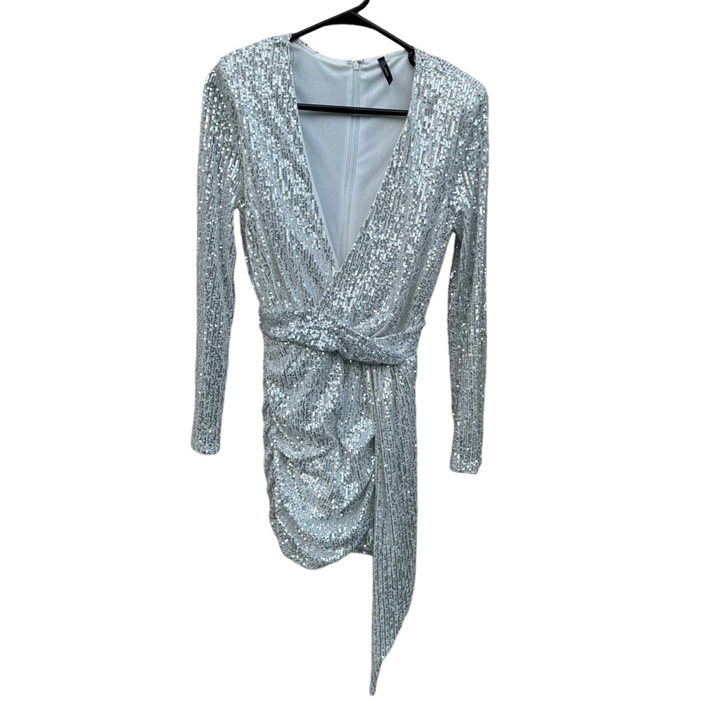 Blanc  Women’s Mini Sequin dress Size S